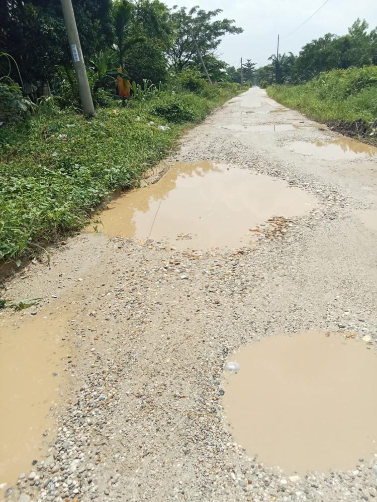 Pekerjaan Perumahan Citraland Buat Masyarakat Tersiksa