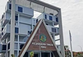 Diduga Potong Tunjangan Dosen, Kejati Riau Periksa Rektor UIN Suska