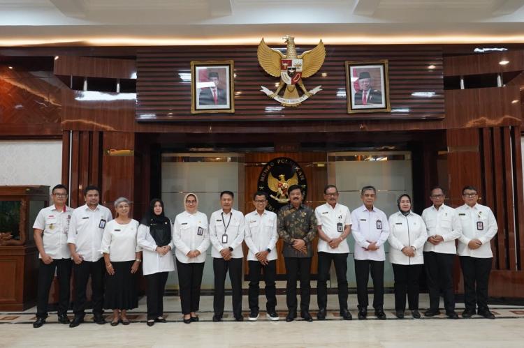 Komisi Kejaksaan Apresiasi Kejagung Usut Korupsi Tambang Timah