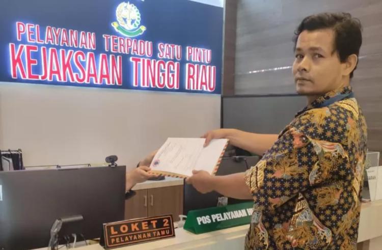 Ormas GASS Laporkan Dua Kegiatan Setwan DPRD Provinsi ke Kejati Riau