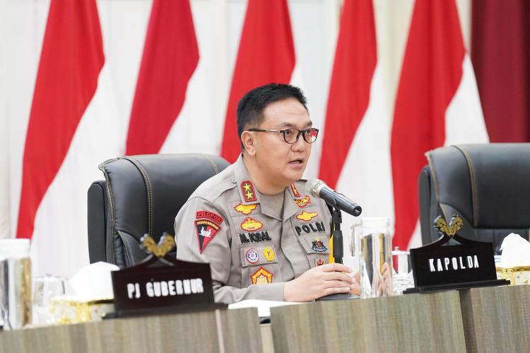 Kapolda Riau Paparkan Capaian Pengamanan Pemilu 2024 ke Tim Komisi II DPR RI