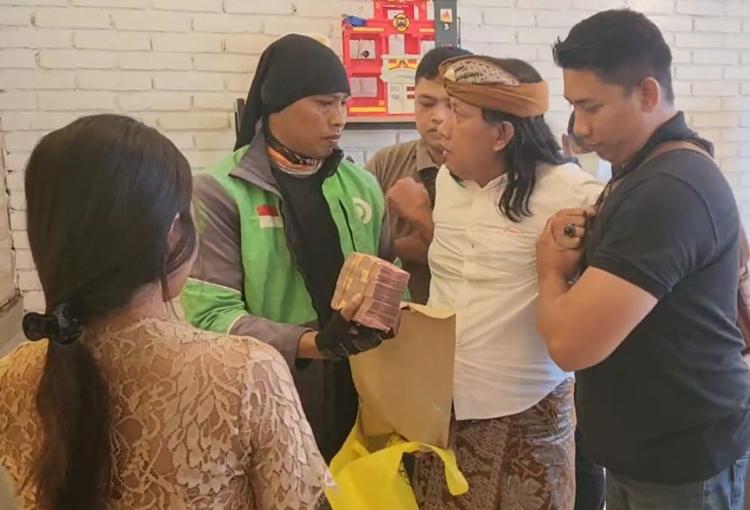 Kejati Bali OTT Oknum Bendesa Adat Diduga Pemerasan Investasi