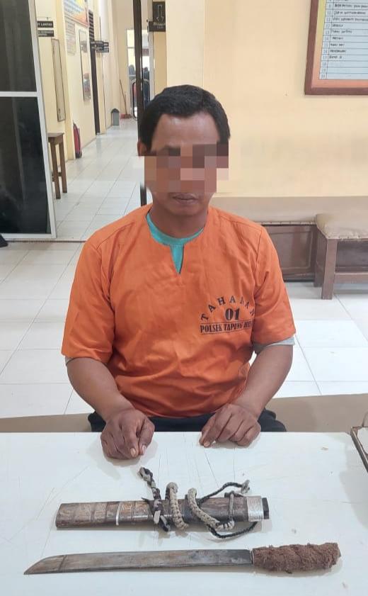 Sakit Hati Tanah Orangtua Dijual, Pria di Kampar Bacok Abang Kandung
