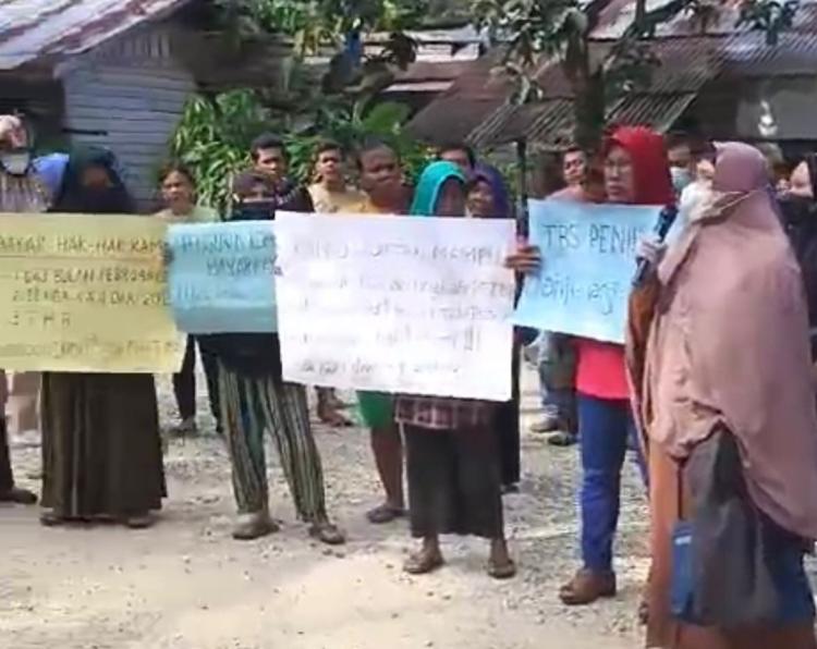 Karyawan PT TBS Minta Bupati Kuansing Pulang dari Bali Bantu Nasib Pekerja