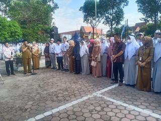 Sebanyak 437 Orang Siswa SMAN 8 Pekanbaru Resmi Dikembalikan ke Orangtua