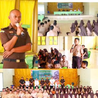 JMS Kejati Riau Berikan Penyuluhan Hukum pada Siswa/i SMAN 1 Rambah