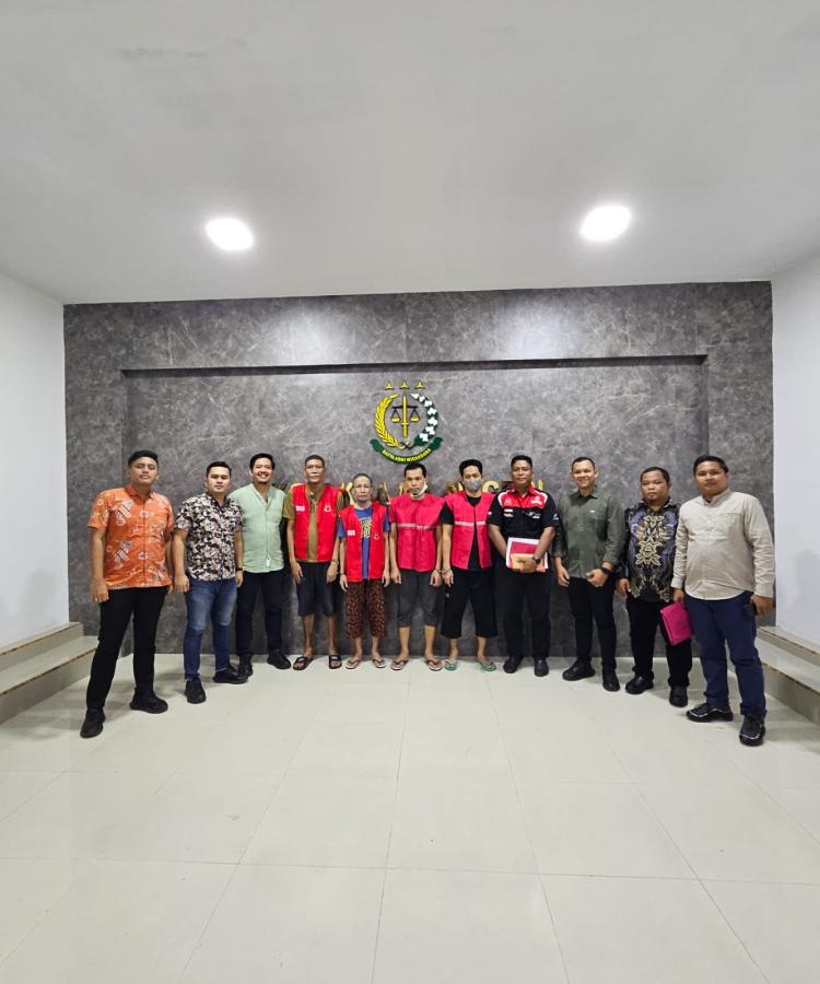 4 Tersangka Tindak Pidana Korupsi BRK  Sei Pakning Tahap II