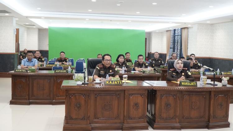 Kajati Riau Ikuti Dialog Publik RPP KUHP 2024 Menuju Indonesia Emas 2045