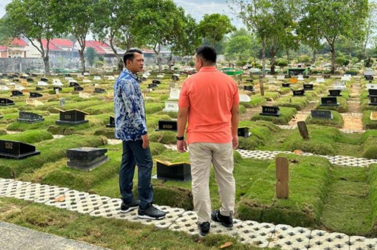 Warga Payung Sekaki Senang Rencana Dinas Perkim Memperluas TPU�