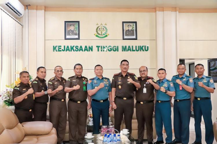 Kajati Maluku Terima Kunker Danlatamal IX Ambon