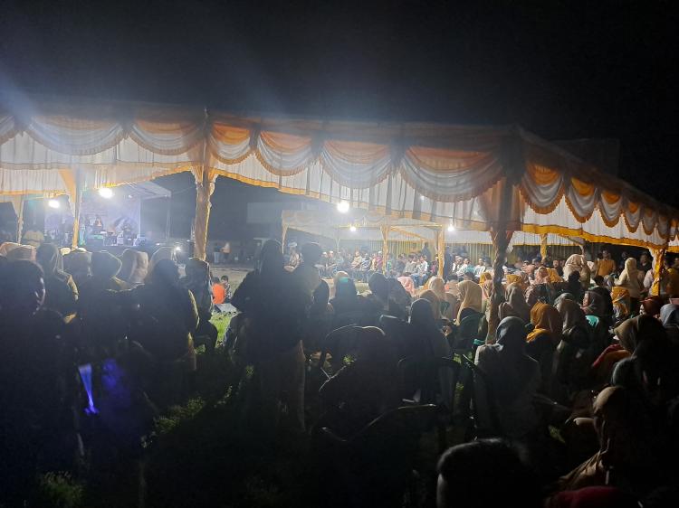 Paslon AYO Kuasai Lingkungan Kompleks Kantor Bupati Kuansing