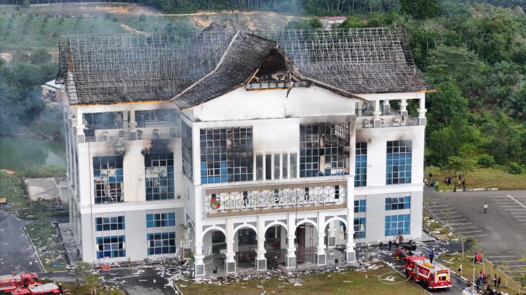 Penyebab Kebakaran Gedung B9, Pemko Pekanbaru Tunggu Laporan Polisi