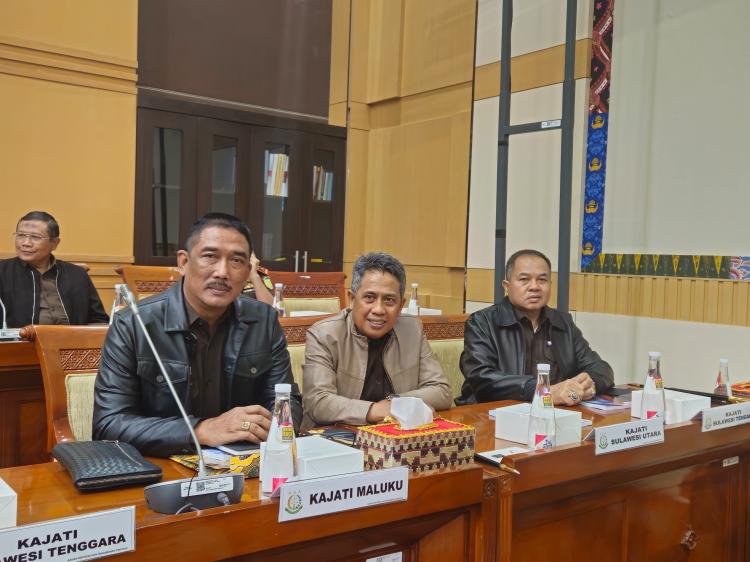Kajati Maluku Agoes Hadiri Raker Jaksa Agung Bersama Komisi III DPR RI