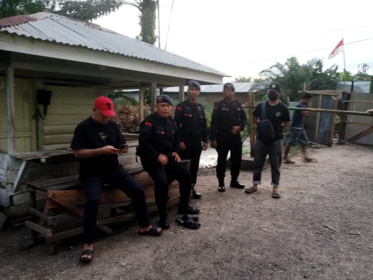 PH Dewi Tanjung Pertanyakan Kehadiran Oknum Brimob di Kebun Sawit Areal 88 Rantau Bais