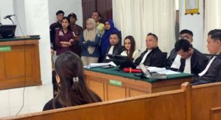 PN Pekanbaru Gelar Sidang Dugaan Penganiayaan Selebgram Cut Salsa