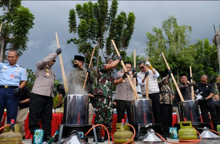 Polda Riau Musnahkan Barang Bukti Narkoba, Miras dan Knalpot Brong Jelang Bulan Ramadhan
