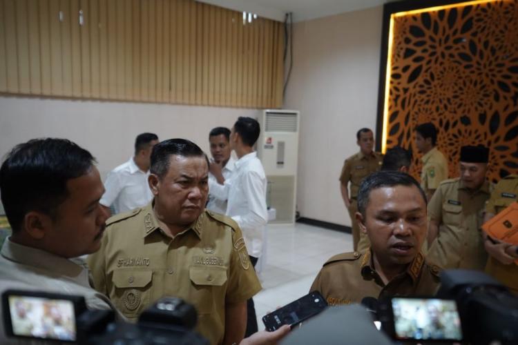 Produksi Kelapa PT Sambo di Inhil Turun, Gubri : Karyawan Jangan di PHK