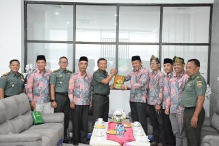 Danrem 031/WB Terima Audiensi FKUB Provinsi Riau