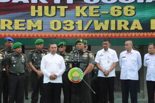 Dalam Rangka HUT Ke-66, KOREM 031/WB Gelar Donor Darah, Pengobatan Gratis dan Bagikan Sembako