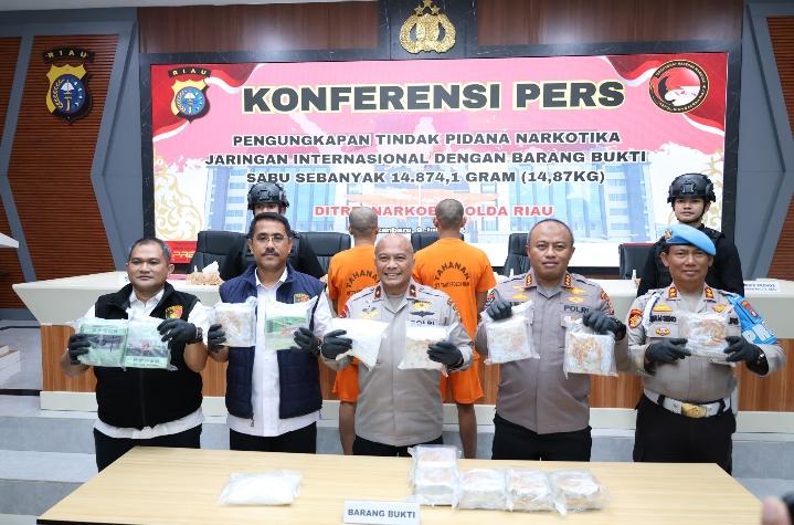 Ditnarkoba Polda Riau Gagalkan Peredaran 14,8 Kg Sabu di Kampar