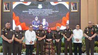 Kajati Riau Berganti, Akmal Abbas Masuki Purna Tugas