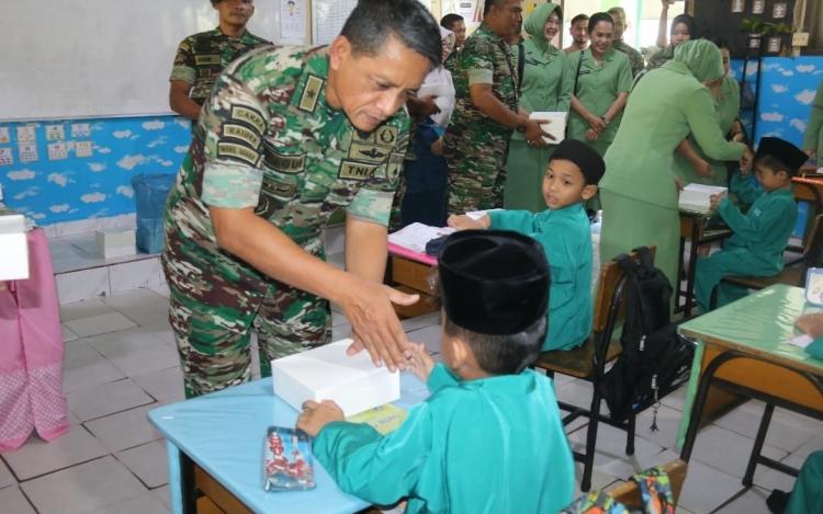 Hadiri Launching Ops SPPG, Kasdam XIX/TT : Komitmen TNI Untuk Pendidikan