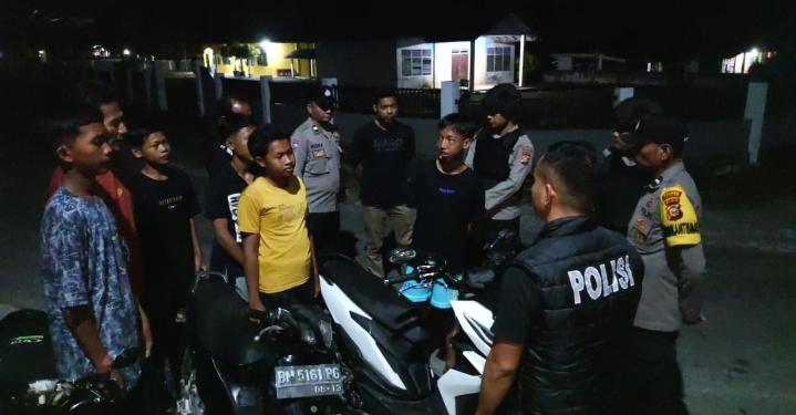 Buru Pelaku C3, Tim Raga Polsek Kampar Kiri Hilir Gelar Patroli Skala Besar