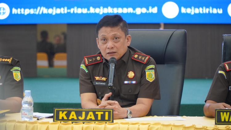 Kajati Riau Sampaikan Rilis Kinerja Selama Tahun 2025
