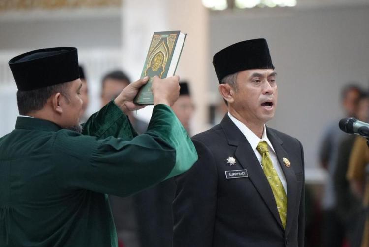 Supriyadi Resmi Jabat Kadis Kominfotik Riau
