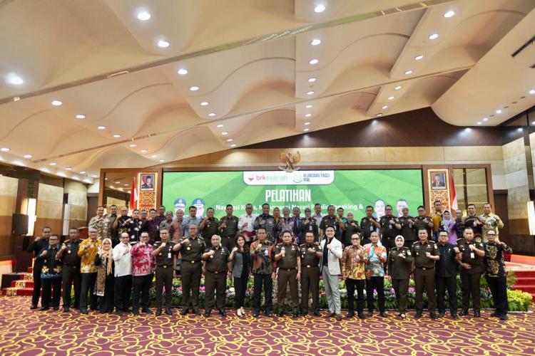Tingkatkan SDM, Kejati Riau Gelar Pelatihan Navigasi Krisis dan Public Speaking
