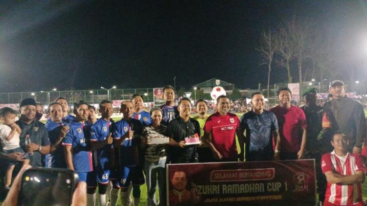 Bupati Pelalawan Resmi Buka Turnamen Zukri Ramadan Cup I