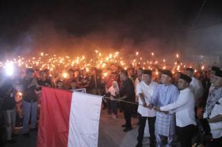 Wako Pekanbaru Lepas Takbir Abar Jalan Kaki 1000 Obor