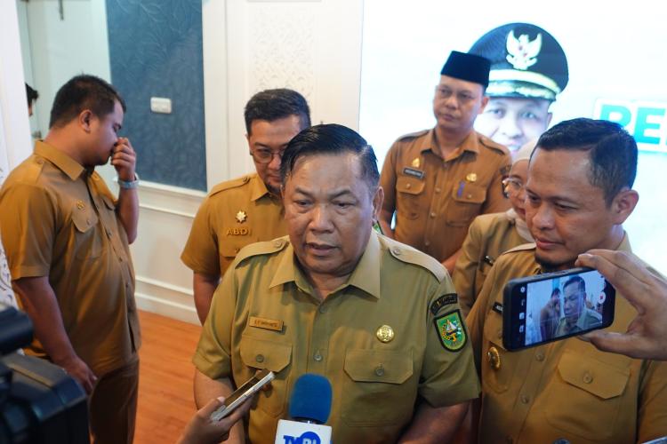 Tegas, Plt Gubri SF Hariyanto Minta Walikota Pekanbaru Tindak Galian C Illegal