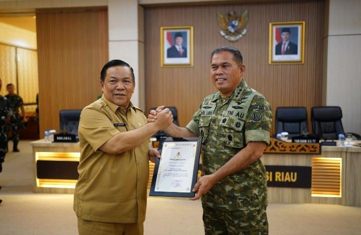 Plt Gubri Sambut Komandan Sesko TNI dan Pasis Dikreg 55