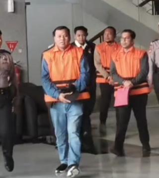 KPK Tetapkan Bupati dan Sekda Kuansing Serta Dirut PT MIC Ardiles Tersangka